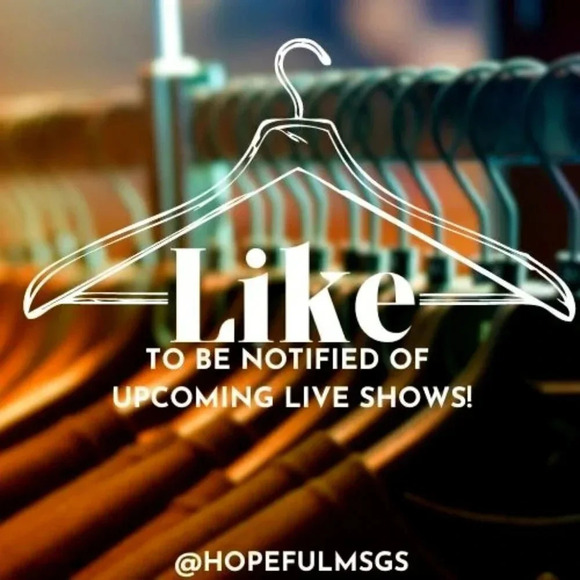 Like This Post to be included in my live shows for the best deals of my closet - Picture 1 of 2